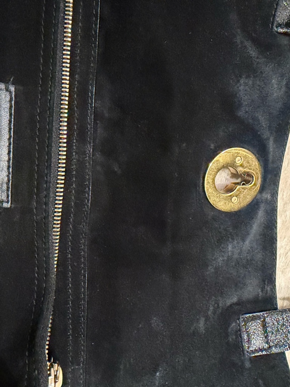 YSL Muse Messenger Bag - Picture 4 of 7